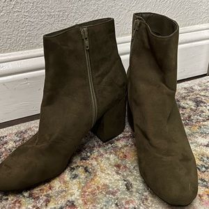 Bar III Ankle Booties